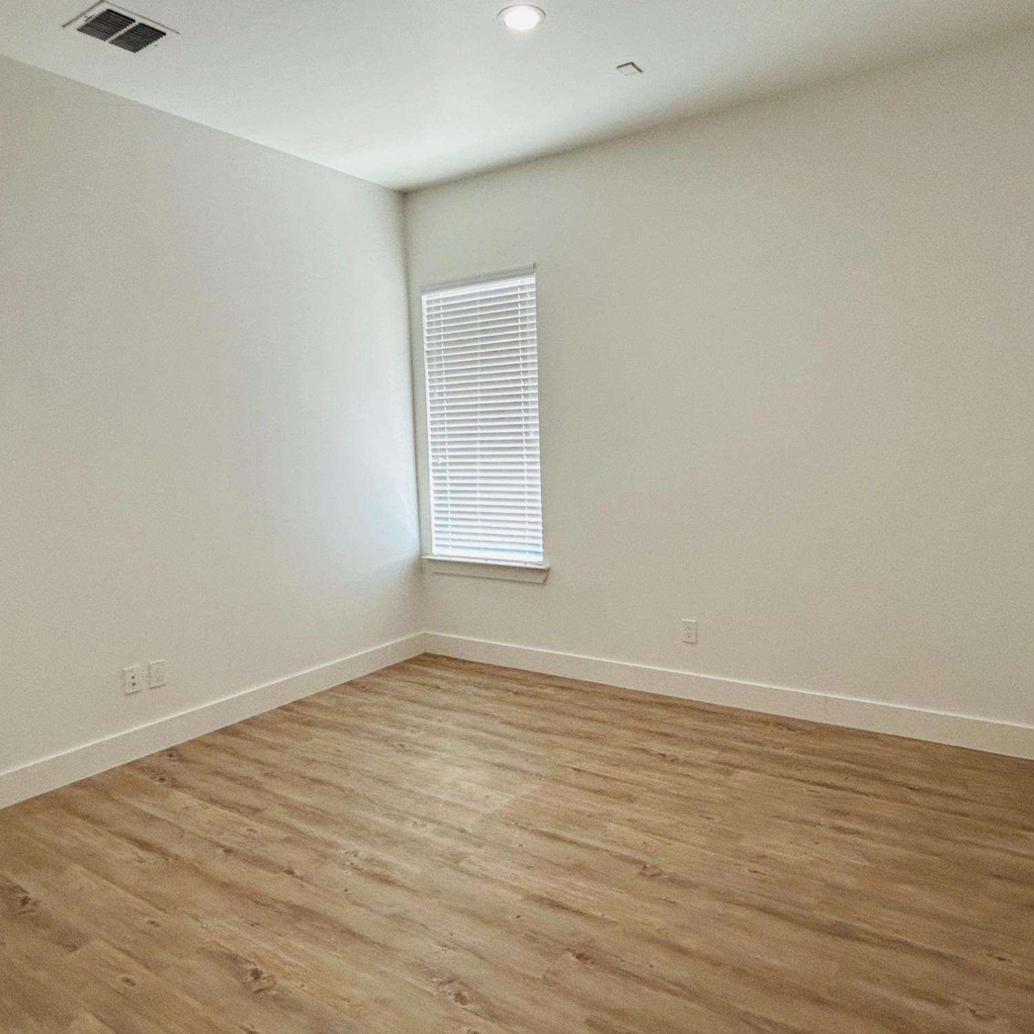 Lubbock, Texas 79424, United States, ,Commercial,Active,53737