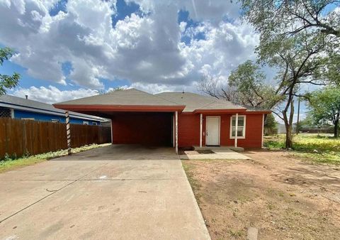 Photo of 2913 Bates Street, Lubbock, TX 79415 (MLS # 202603346)
