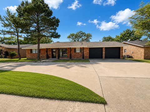 Photo of 2030 Tech Drive, Levelland, TX 79336 (MLS # 202611742)