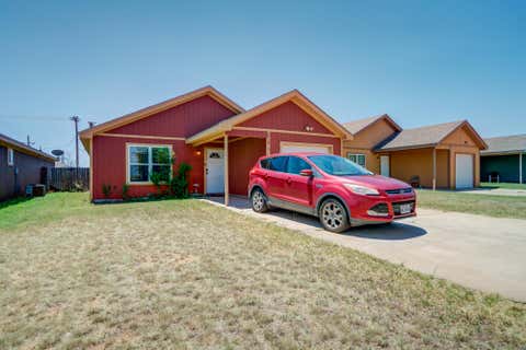 Photo of 1516 E Ursuline Street #UNIT 2, Lubbock, TX 79403 (MLS # 202611516)