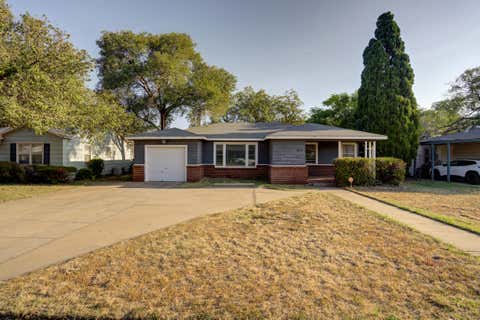 Photo of 3512 26th Street, Lubbock, TX 79410 (MLS # 202611197)