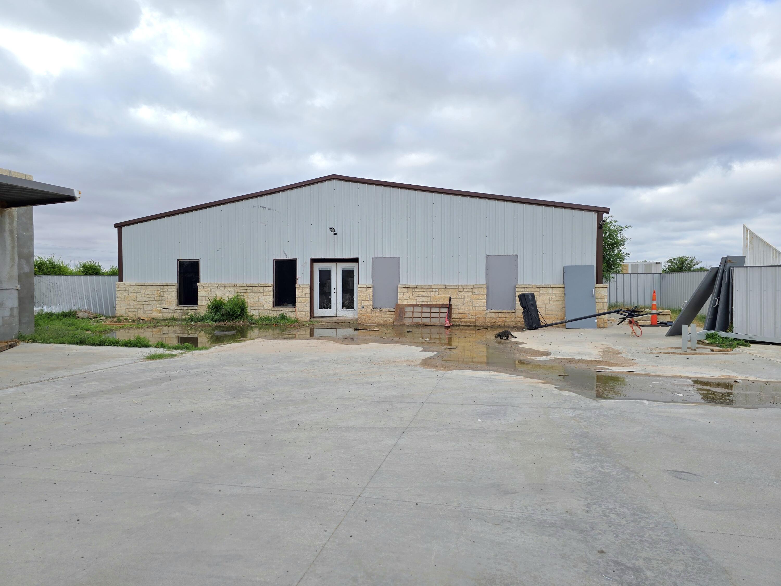 1505 W County Rd 117
