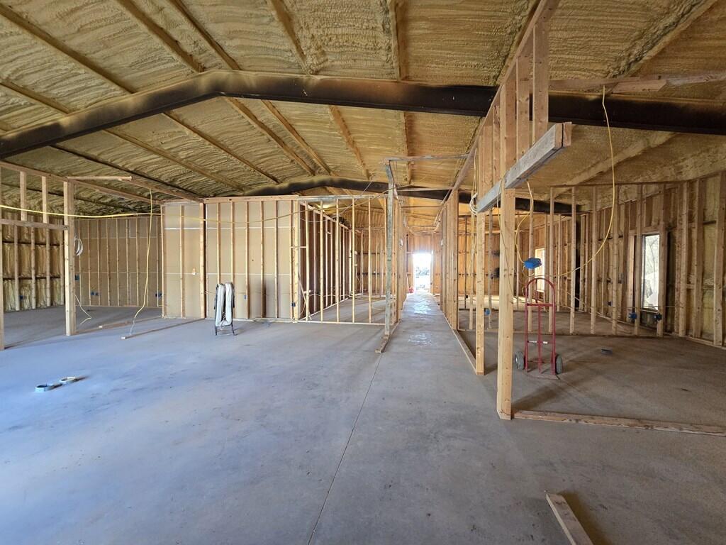 1505 W County Rd 117