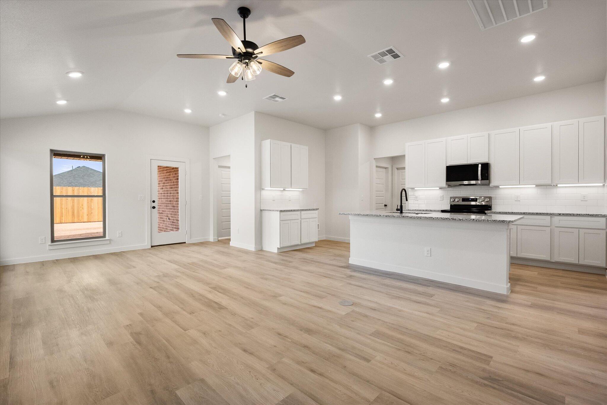 2420 Aberdeen Avenue