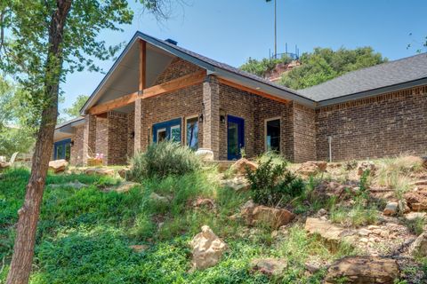Photo of 151 Pony Express Trail, Lubbock, TX 79404 (MLS # 202608709)