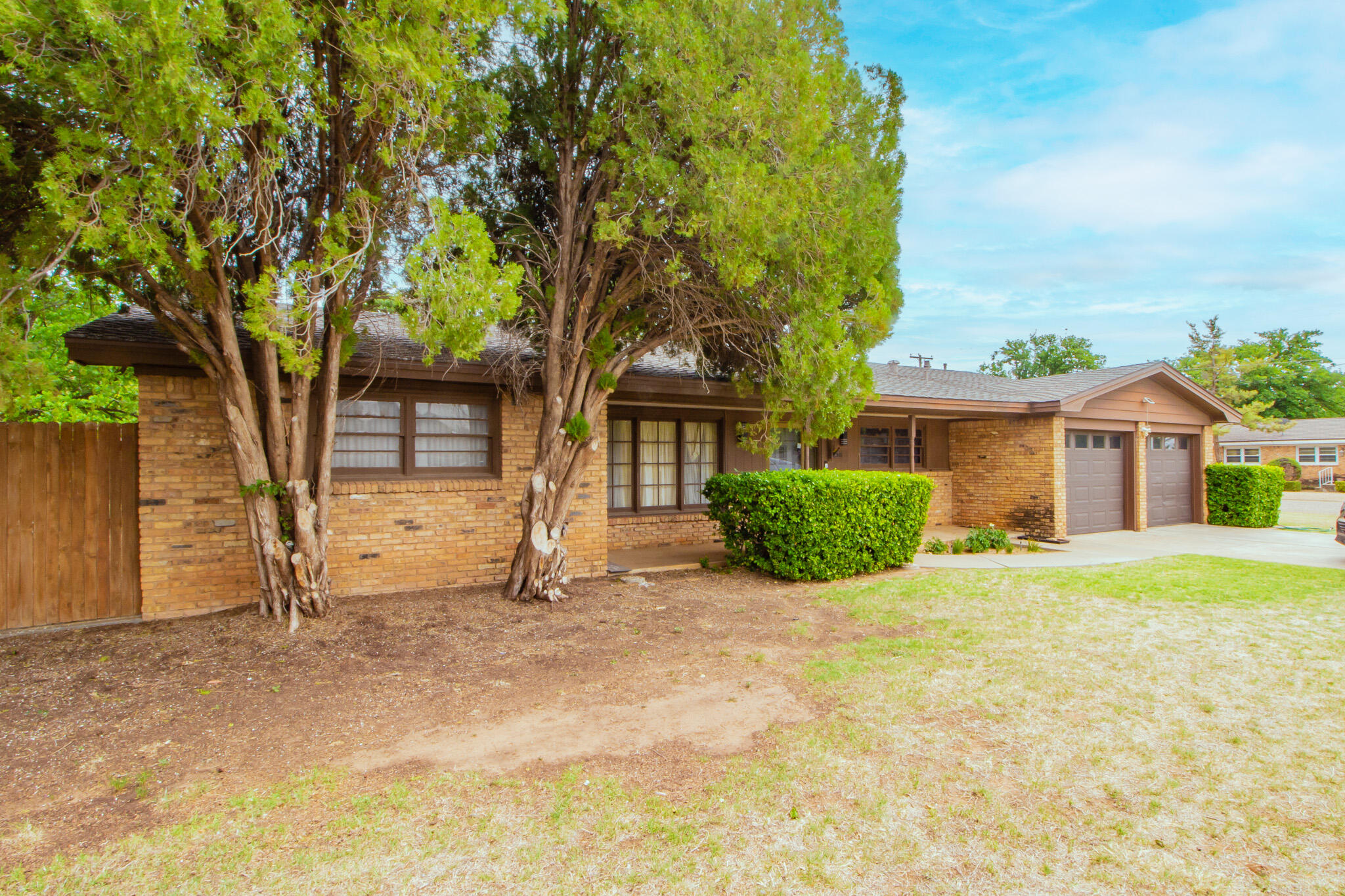 433 S Jefferson