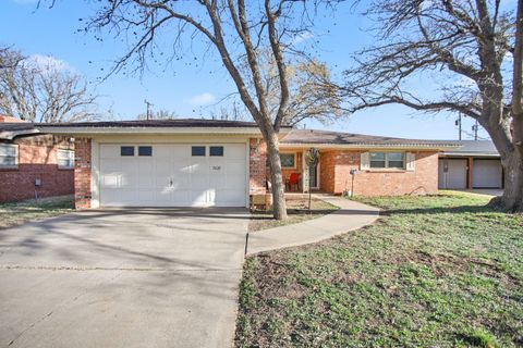 Photo of 5420 8th Street, Lubbock, TX 79416 (MLS # 202603644)