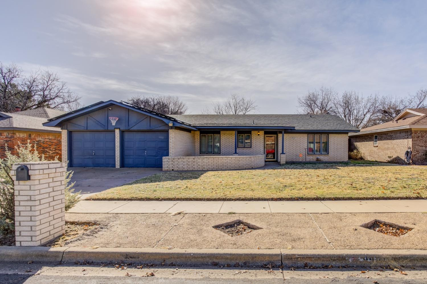 4437 76th Street