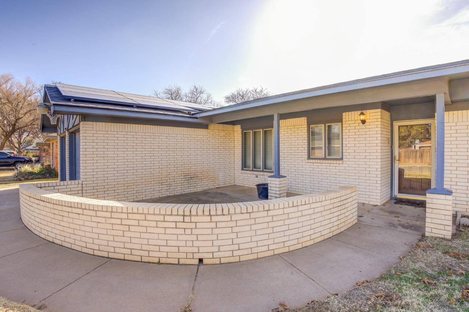 4437 76th Street