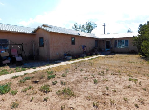 Photo of 730 Co Rd 1018, Muleshoe, TX 79347 (MLS # 202612139)