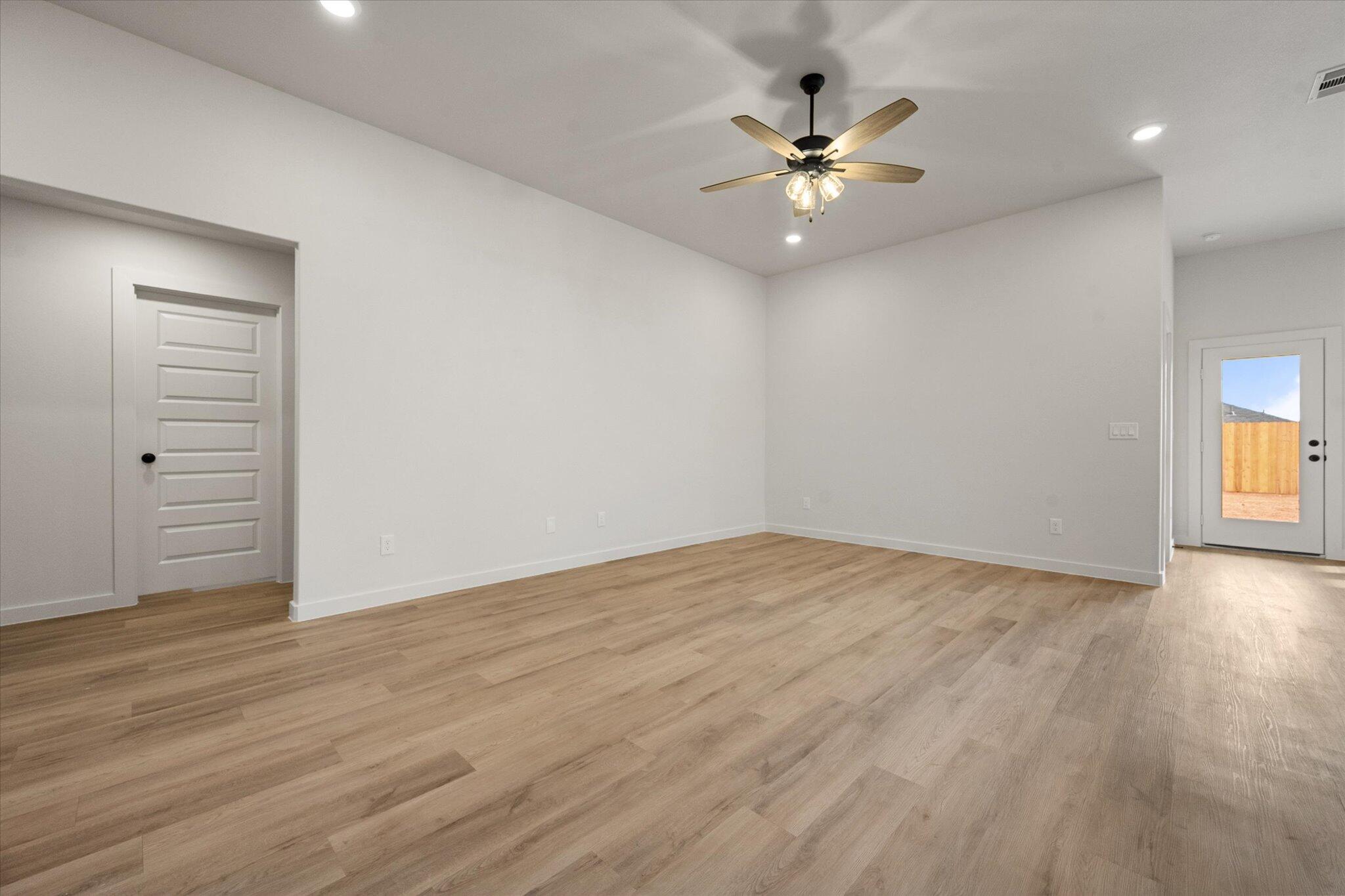 2412 Aberdeen Avenue