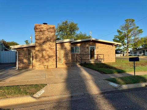 Photo of 207 N Adams Avenue, Denver City, TX 79323 (MLS # 202613816)