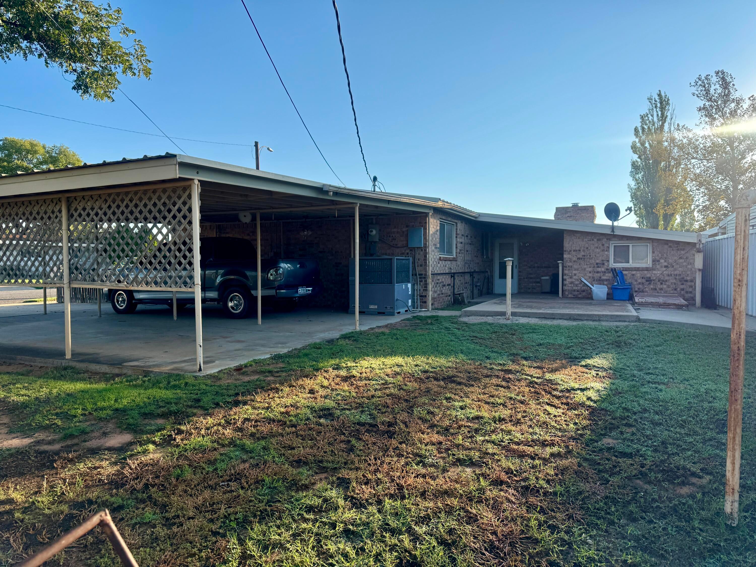 207 N Adams Avenue, Denver City, TX, 79323 3 207 N Adams Avenue