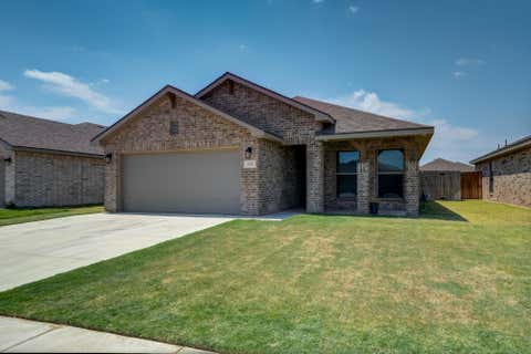 Photo of 1312 Ross Avenue, Lubbock, TX 79416 (MLS # 202611037)