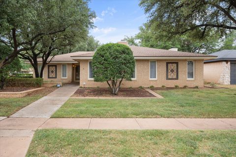 Photo of 3201 81st Street, Lubbock, TX 79423 (MLS # 202607173)