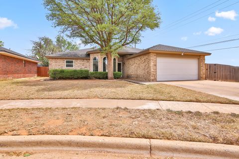 Photo of 9617 Clinton Avenue, Lubbock, TX 79424 (MLS # 202606012)