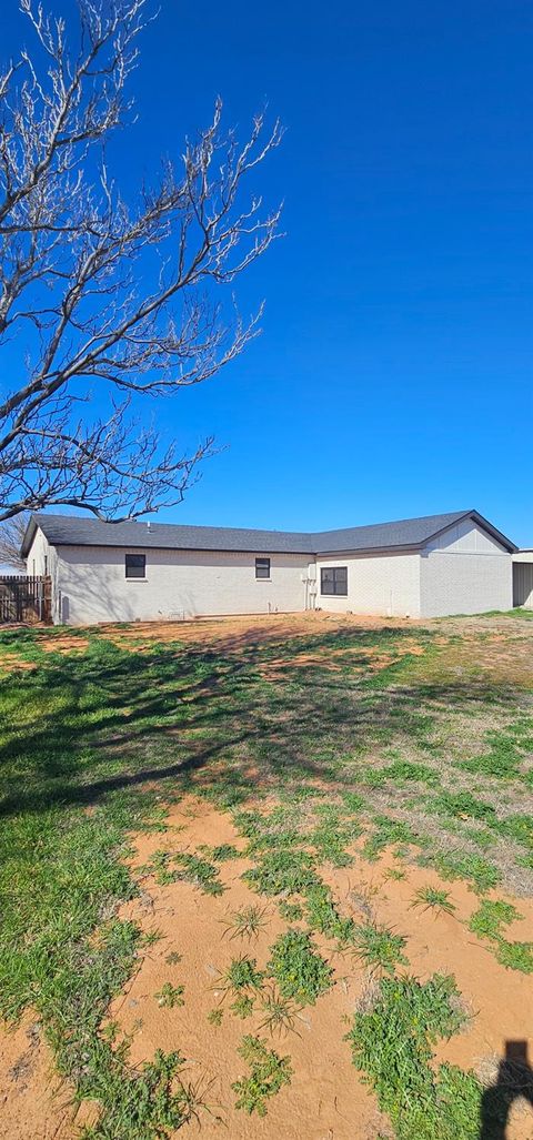 A home in Denver City