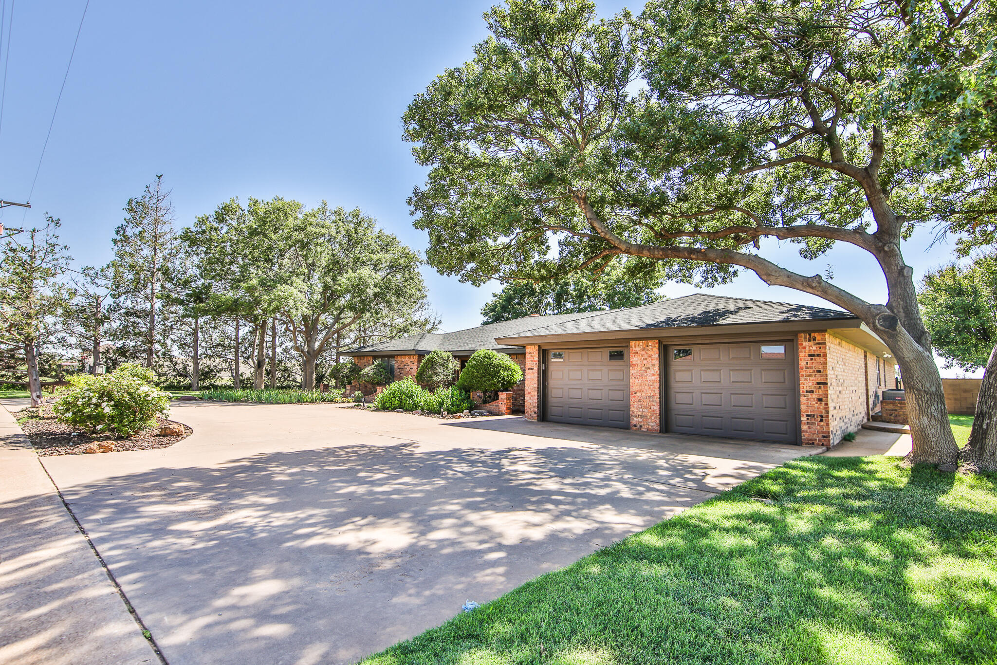 400 N Sherman Avenue