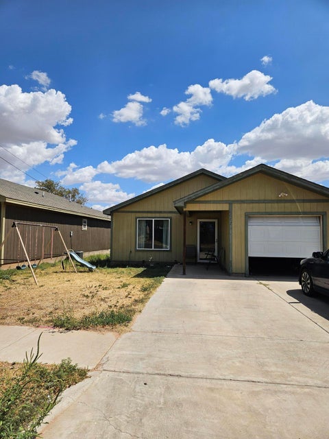 Photo of 4607 Avenue D, Lubbock, TX 79404 (MLS # 202613529)