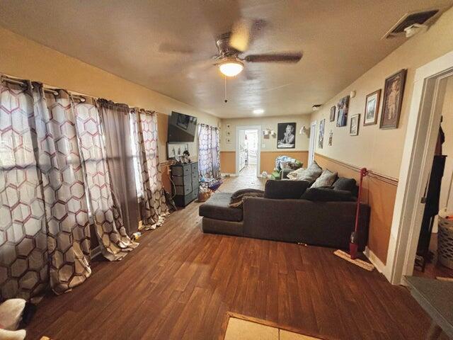 720 S 11th Street