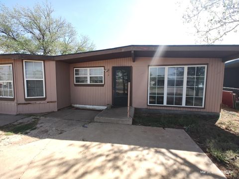 Photo of 219 Cherry Avenue, Lubbock, TX 79403 (MLS # 202605934)