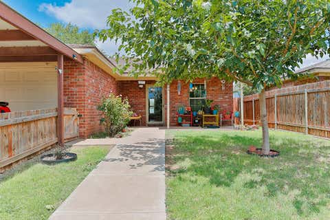 Photo of 2606 Auburn Street, Lubbock, TX 79415 (MLS # 202608699)