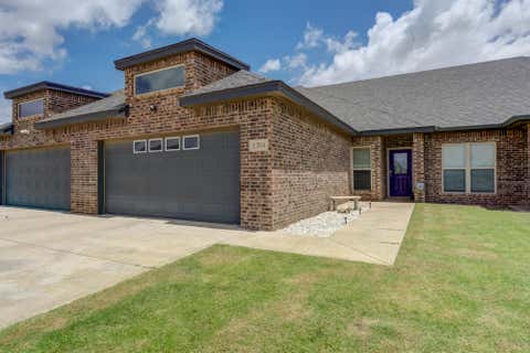 Photo of 1204 N Essex Avenue, Lubbock, TX 79416 (MLS # 202610040)