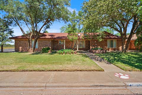 Photo of 1420 Quaker Street, Slaton, TX 79364 (MLS # 202611641)