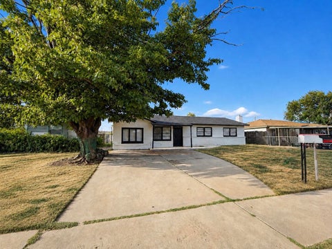 Photo of 3305 E Colgate Street, Lubbock, TX 79403 (MLS # 202611013)