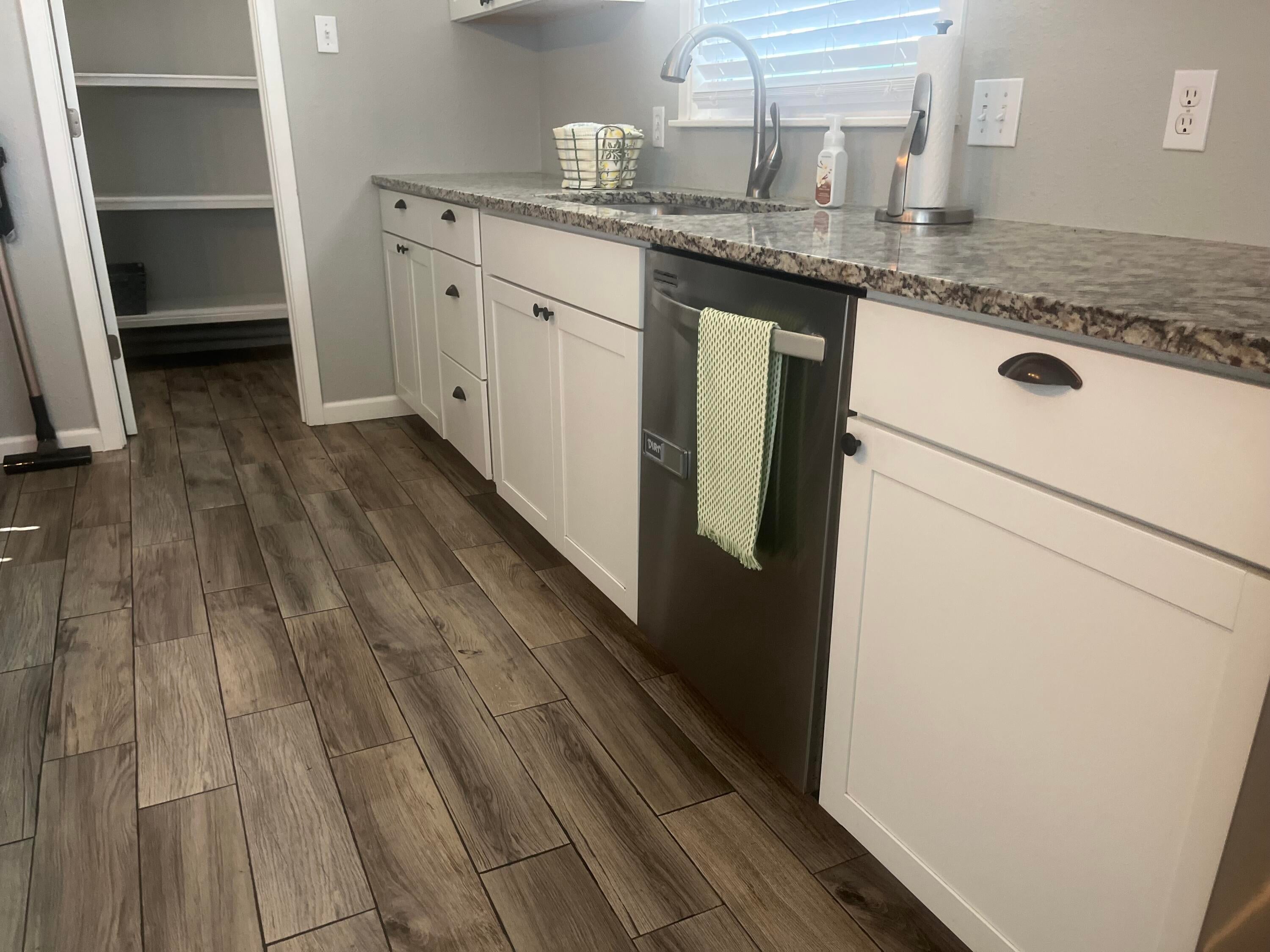 5404 33rd Street - Photo 4