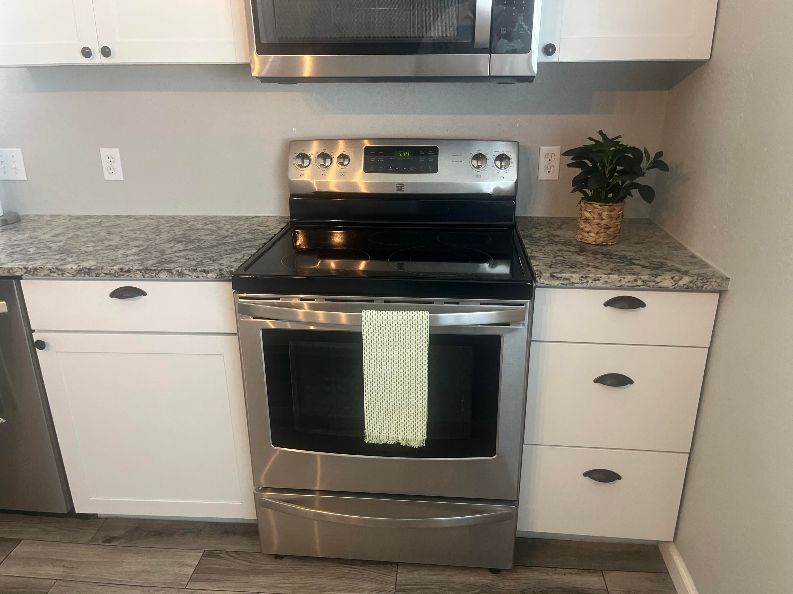 5404 33rd Street - Photo 3