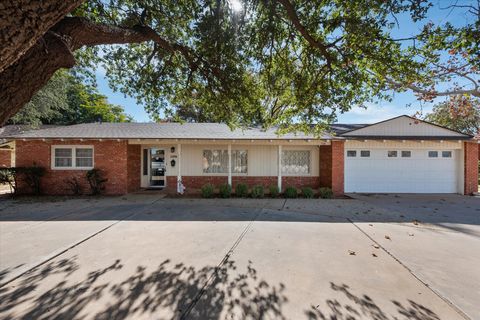 1106 E Tate Street Brownfield TX 79316