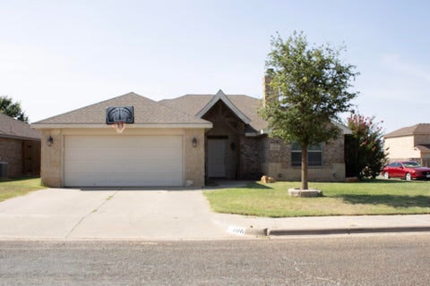 Photo of 706 N 6th Street, Wolfforth, TX 79382 (MLS # 202610388)