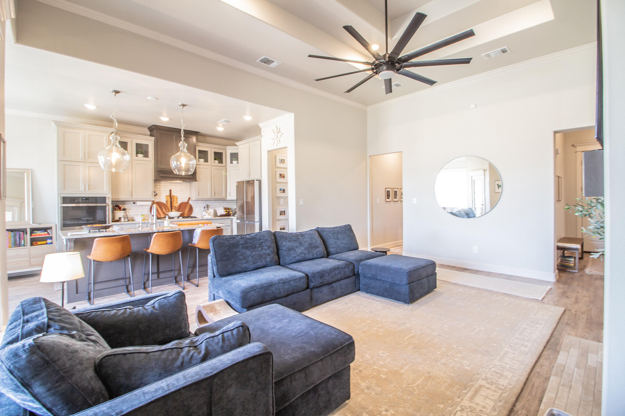 716 Ventoso Circle