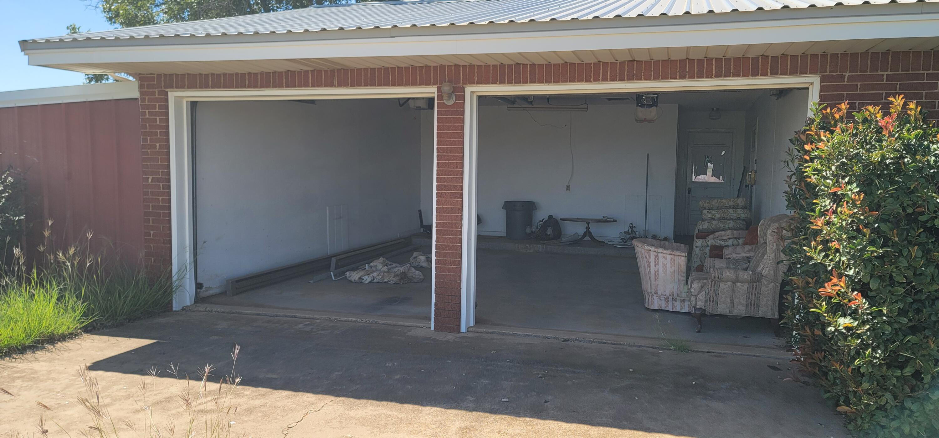2 Car Garage