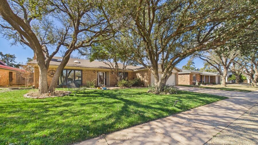 8606 Knoxville Avenue