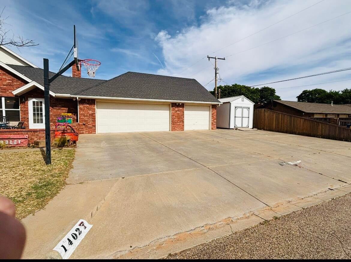 1402 9th Street - Photo 3