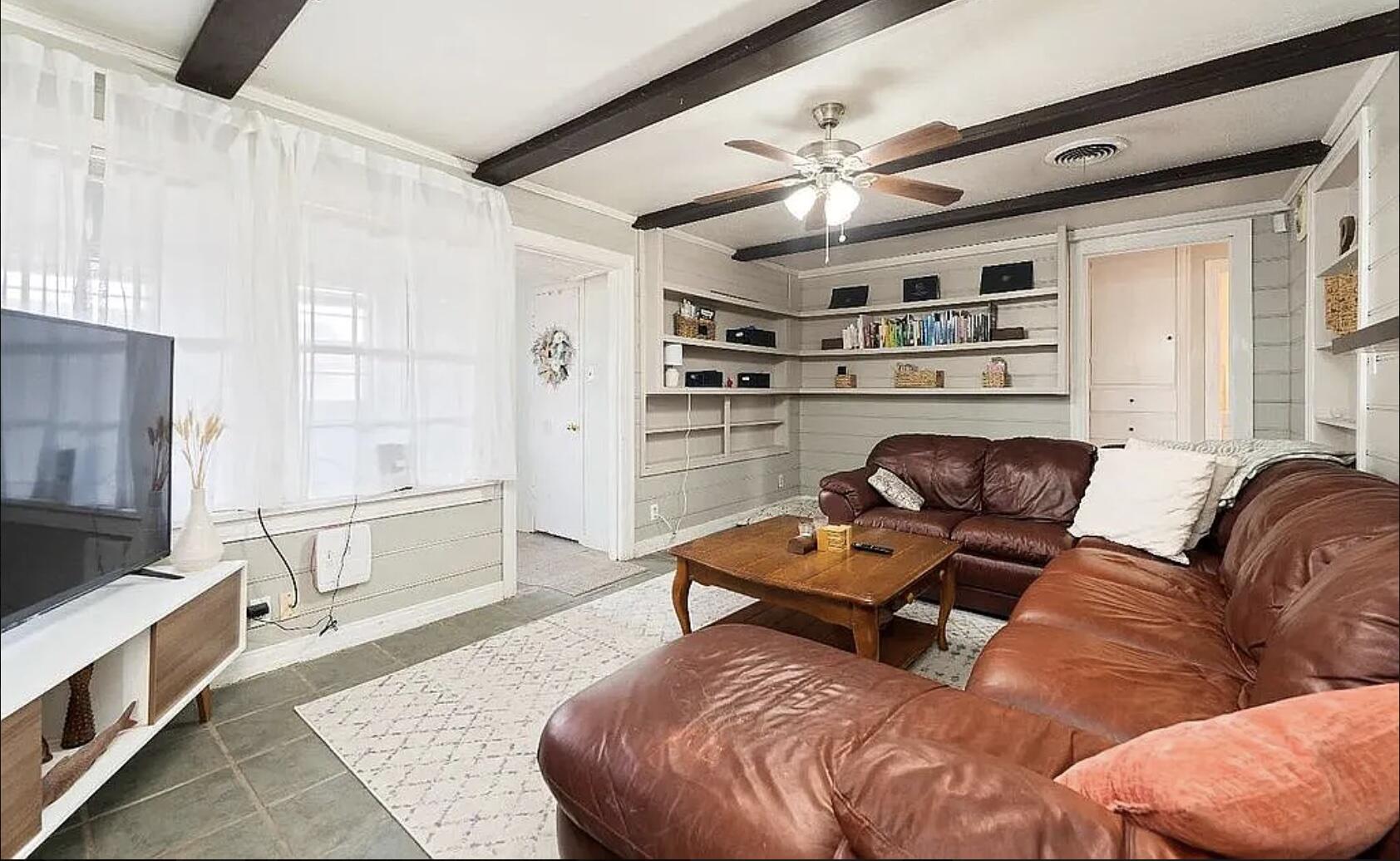 2402 29th Street Front
