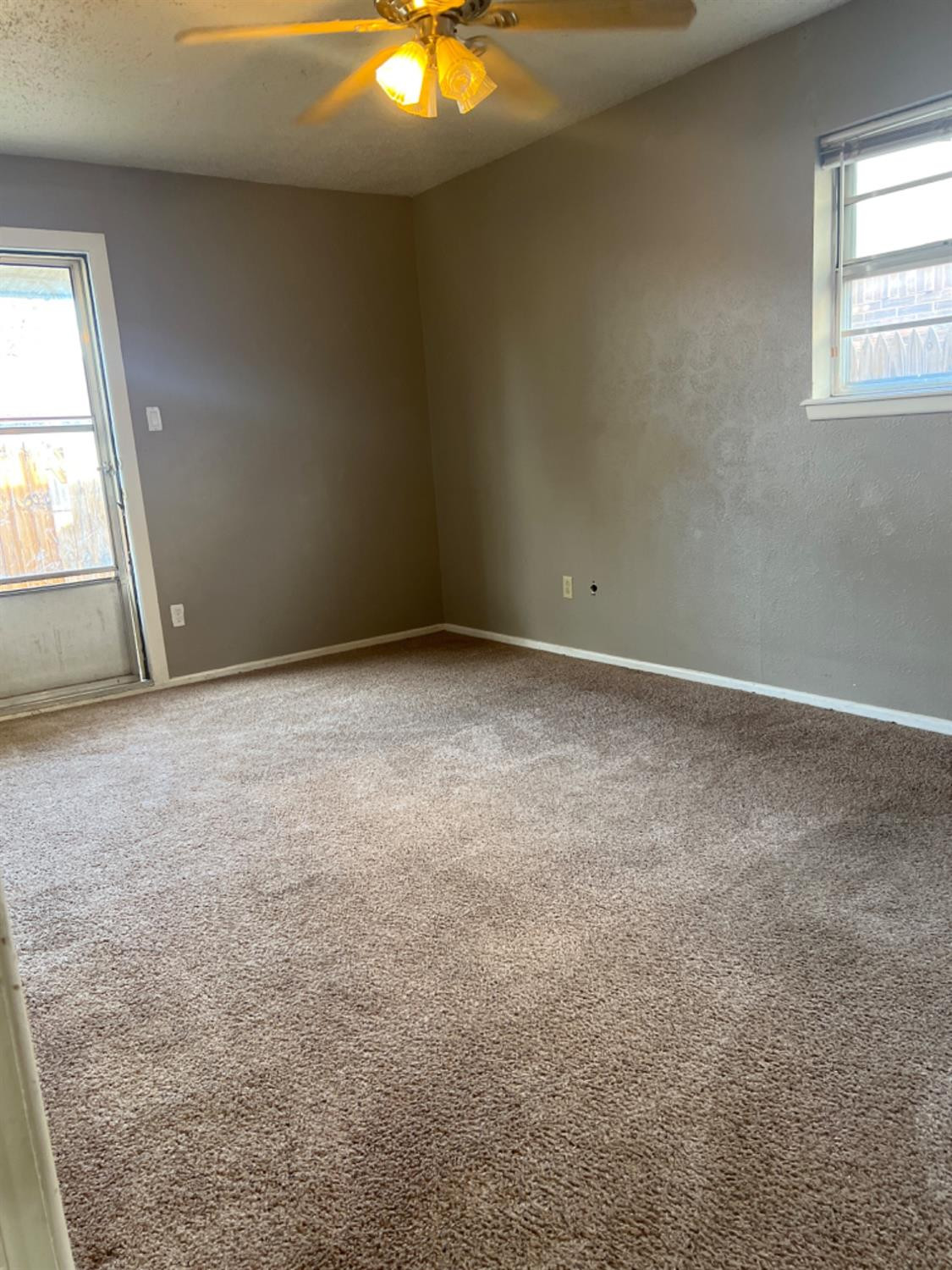 Lubbock, Texas 79416, United States, 2 Bedrooms Bedrooms, ,1 BathroomBathrooms,Residential,Active,45340