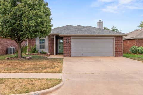 Photo of 1120 78th Street, Lubbock, TX 79423 (MLS # 202611492)