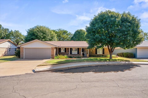Photo of 7003 Orlando Avenue, Lubbock, TX 79413 (MLS # 202613976)
