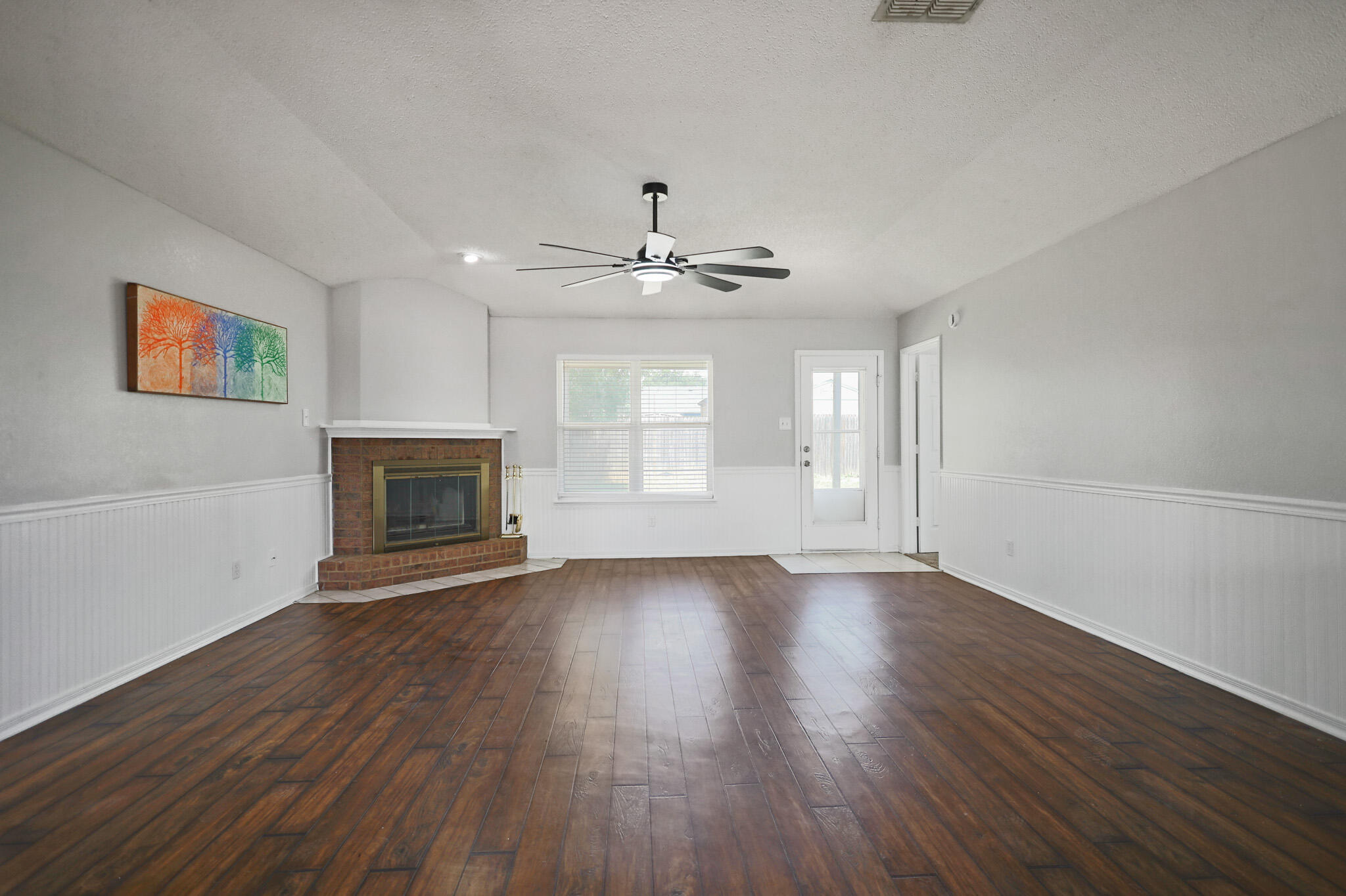 409 Juneau Avenue