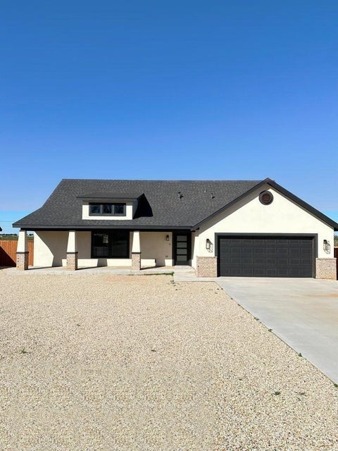 Photo of 7424 5th Street, Lubbock, TX 79416 (MLS # 202610536)