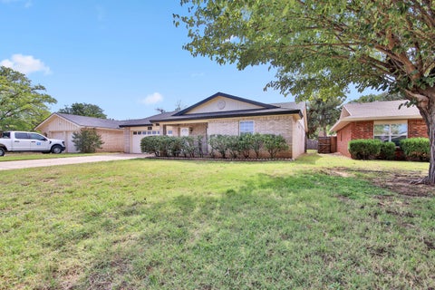 Photo of 4913 56th Street, Lubbock, TX 79414 (MLS # 202614530)