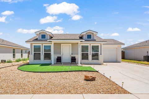 Photo of 407 E 30th Street, Wolfforth, TX 79382 (MLS # 202609605)
