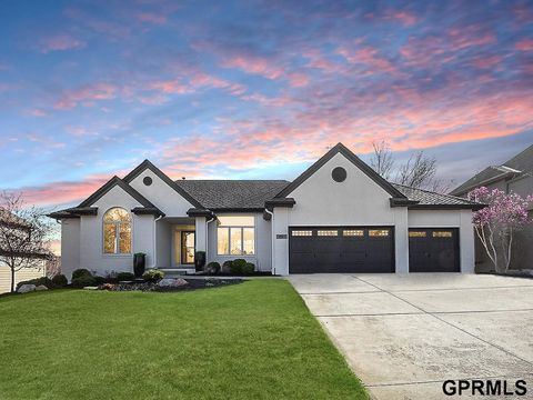 MLS: 22509262
