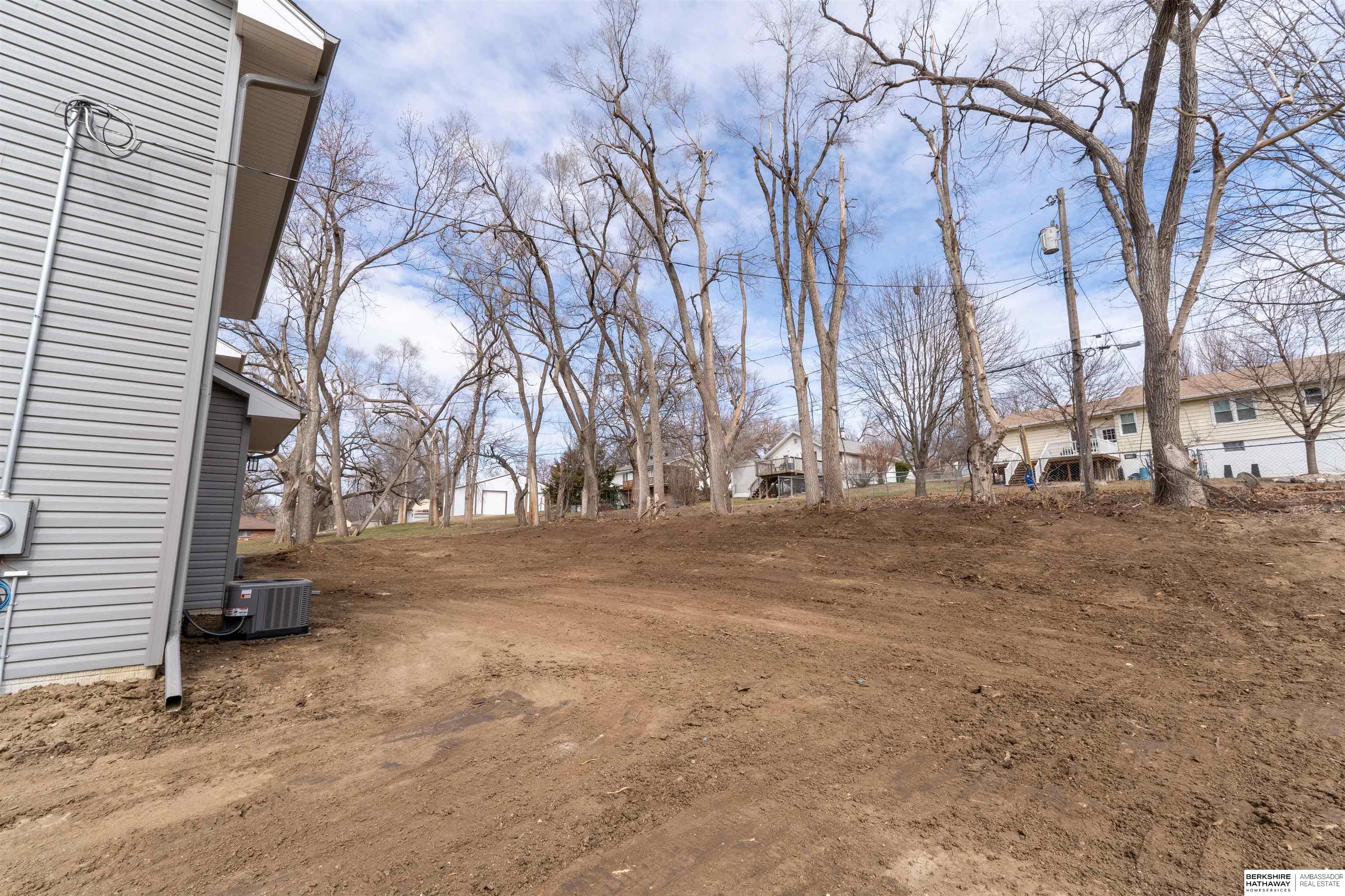 Omaha, Nebraska 68117, United States, 4 Bedrooms Bedrooms, ,4 BathroomsBathrooms,Residential,Active,89767