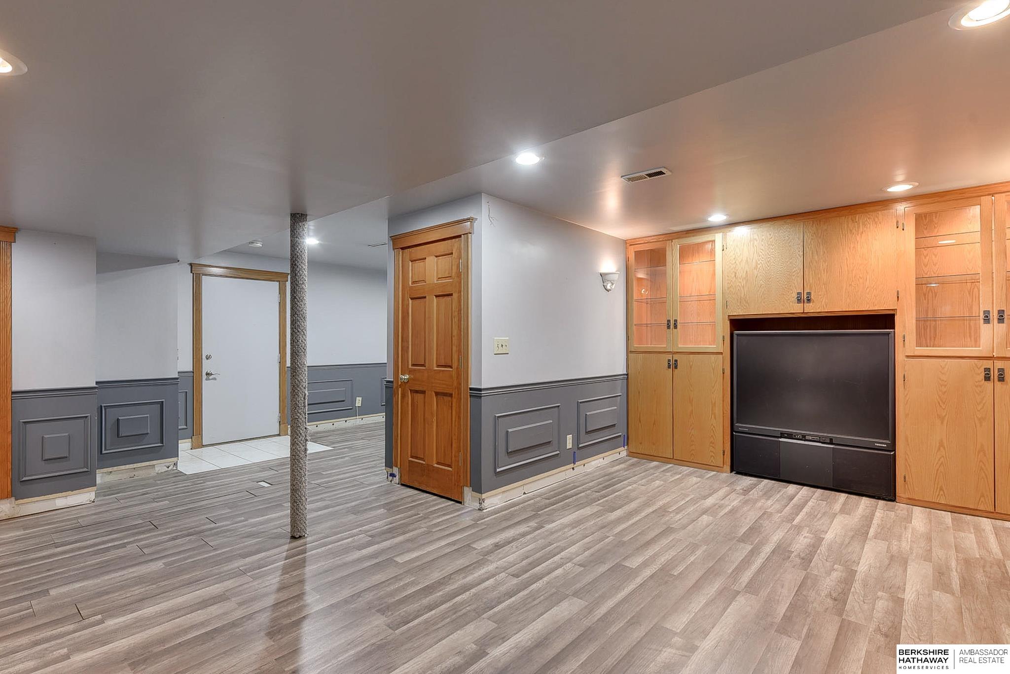 Blair, Nebraska 68008, United States, 3 Bedrooms Bedrooms, ,3 BathroomsBathrooms,Residential,Pending,79890