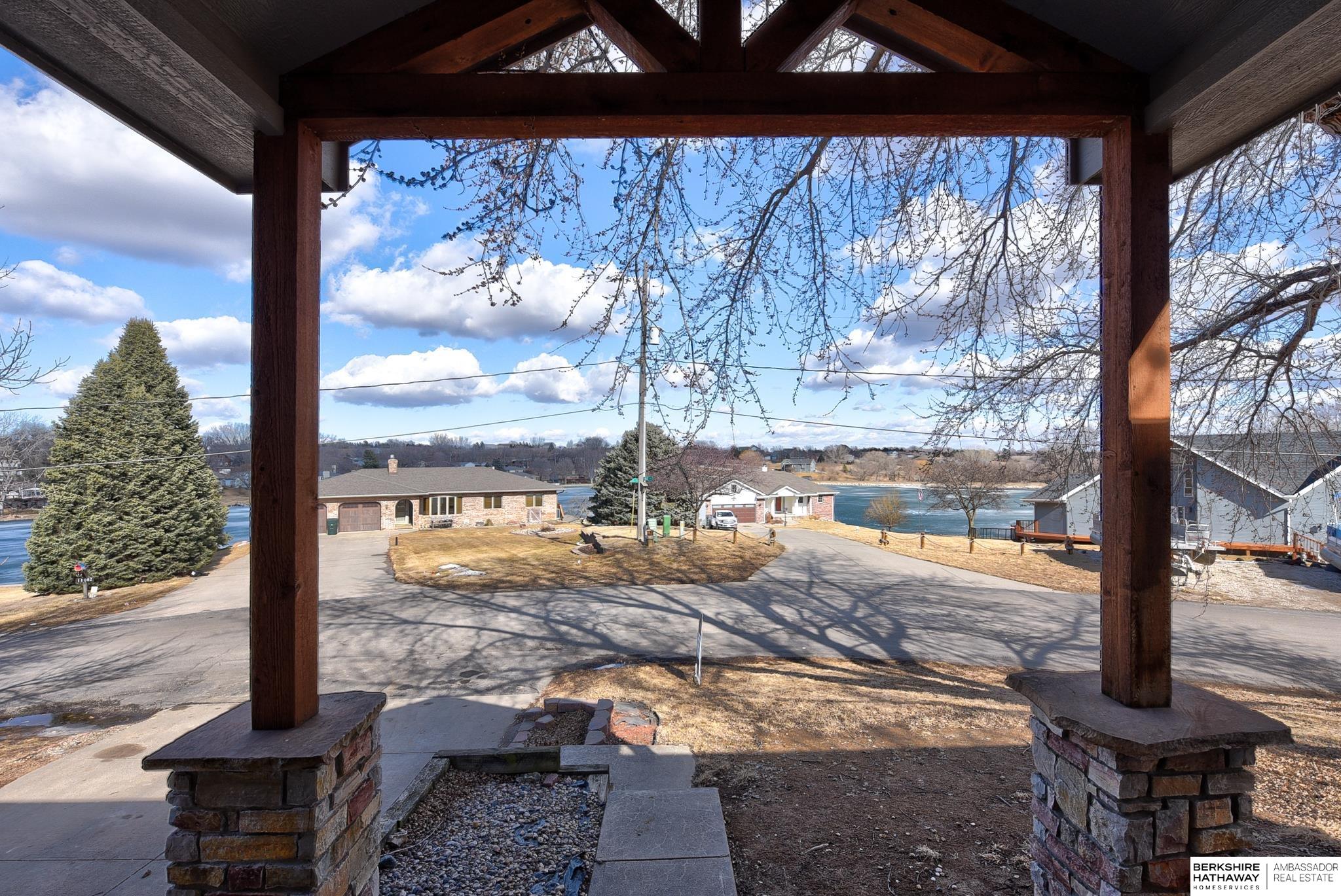 Blair, Nebraska 68008, United States, 3 Bedrooms Bedrooms, ,3 BathroomsBathrooms,Residential,Pending,79890