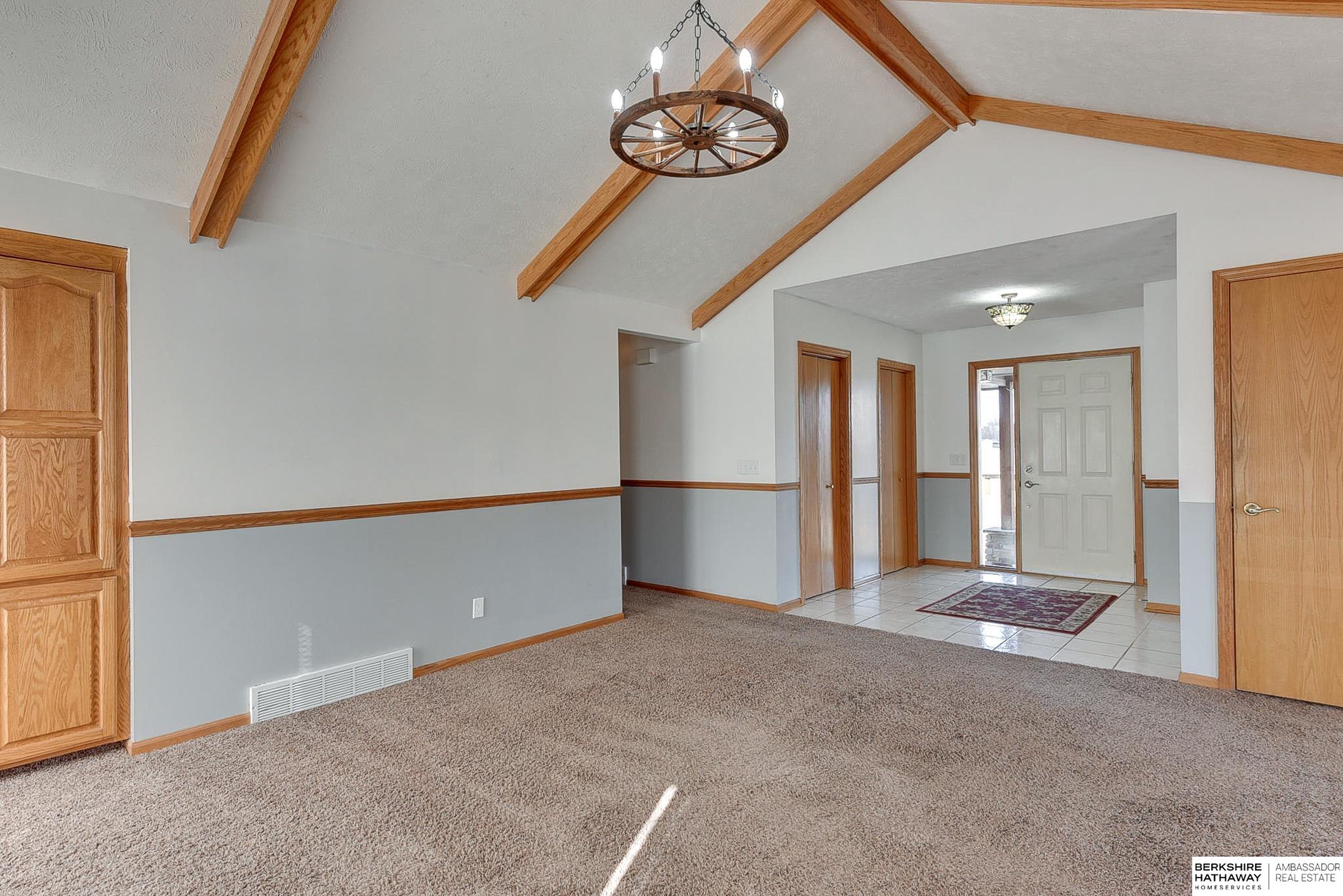 Blair, Nebraska 68008, United States, 3 Bedrooms Bedrooms, ,3 BathroomsBathrooms,Residential,Pending,79890